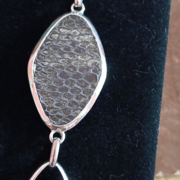 AK Silver Tone Large Chunky Link Necklace - Picture 4 of 9